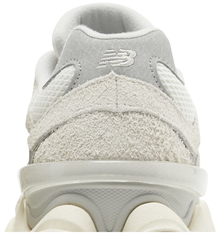 New Balance 9060  Sea Salt