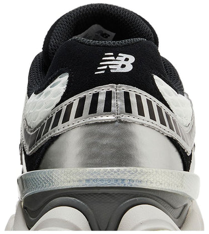 New Balance 9060 Metallic